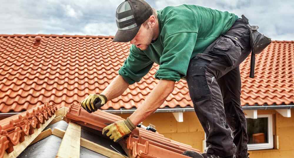 5 signs your roof needs replacing