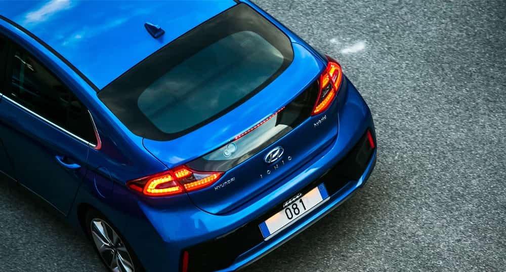 What is a hybrid car and how does it work? - loans.com.au