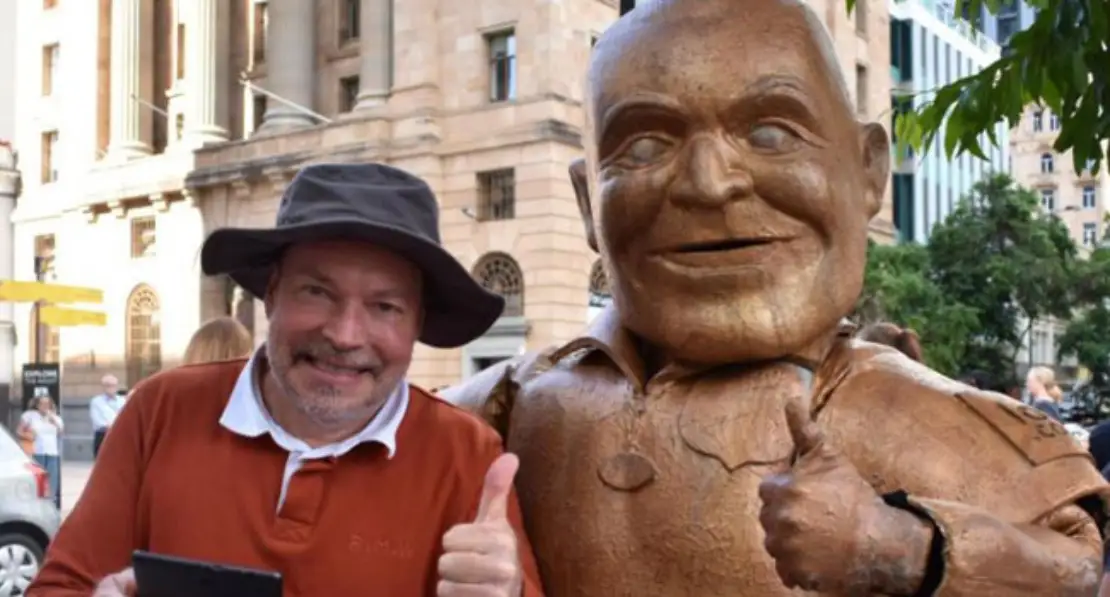 Queenlanders rally behind alfie statue campaign